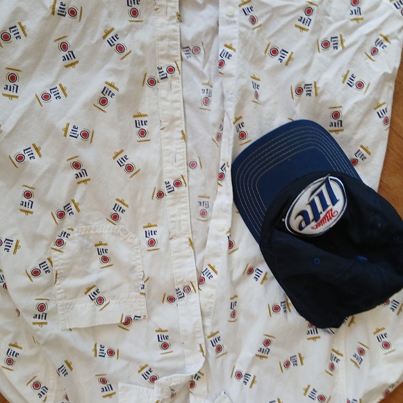 2017 OFFICIAL MILLER LITE BEER CAN SHORT SLEEVE BUTTON SHIRT Men's med with hat - Picture 3 of 6